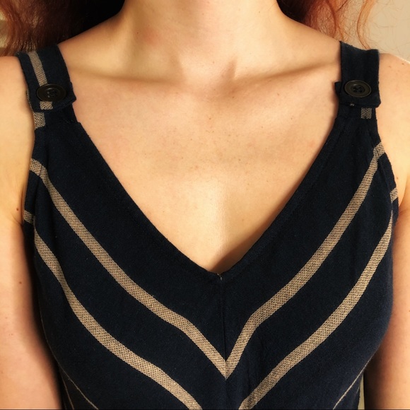 Solddd Outtt - Picture 3 of 4